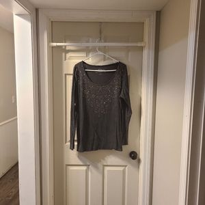Size 1 long sleeve, sequin front.
